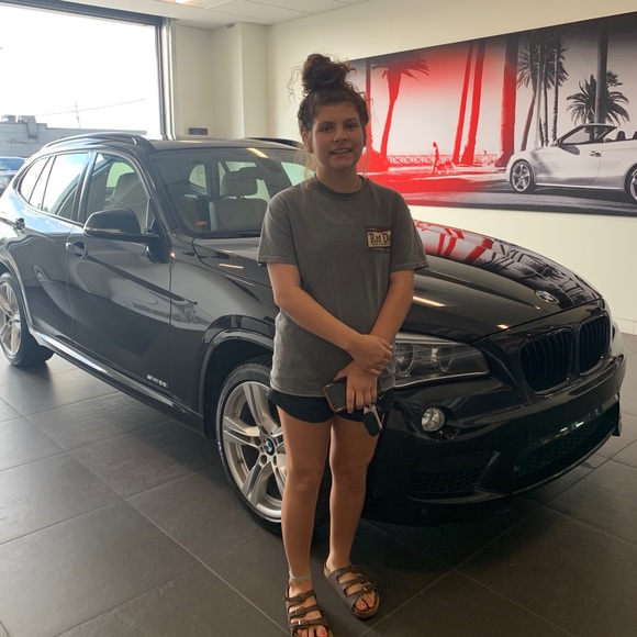 Meet your Posher, Clara - Picture 8 of 9